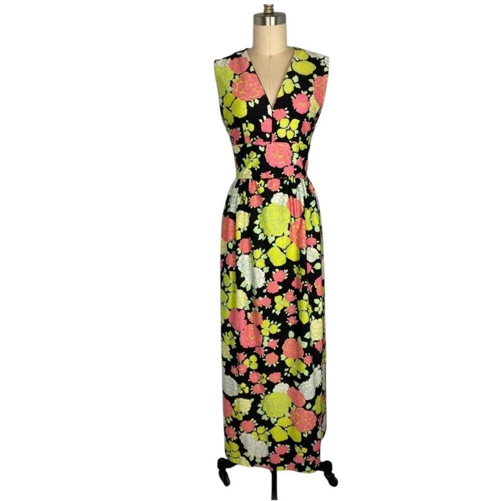 Vintage 1970s Floral Maxi Dress Black Pink Green Sleeveless V Neck Small